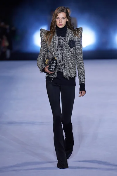 Look 114